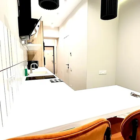 Apartment Romantic - Near Rynok Squere