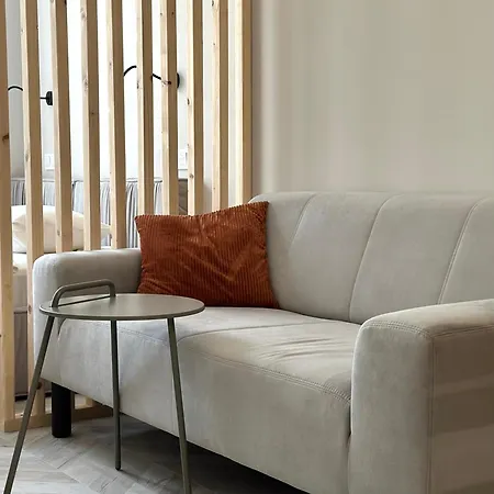 Romantic - Near Rynok Squere *