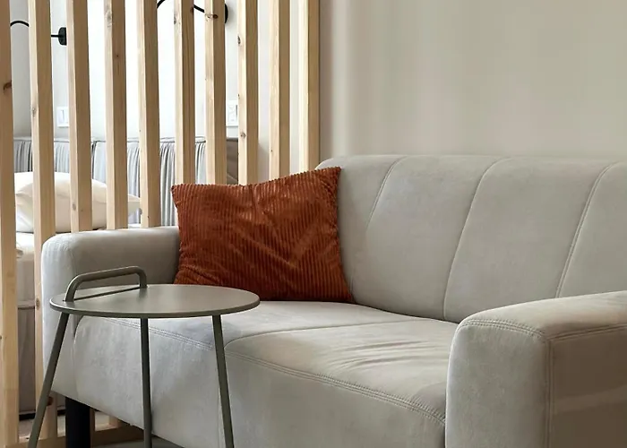 Romantic - Near Rynok Squere *