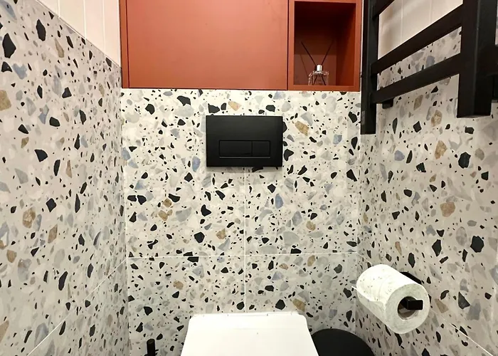 Romantic - Near Rynok Squere * Lvov