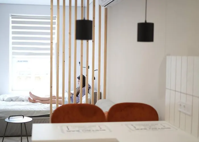 Apartment Romantic - Near Rynok Squere Lviv